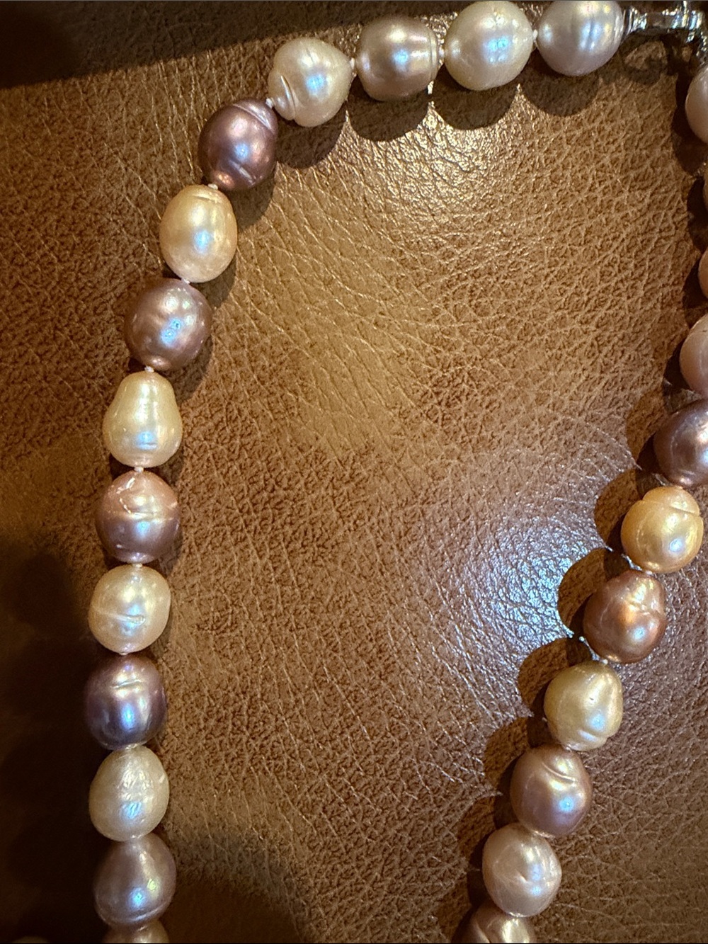 Cultured Pearl Strand Necklace in Pink and Cream - Picture 4 of 4